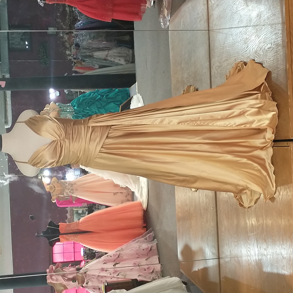 Antonio Castelli prom dress